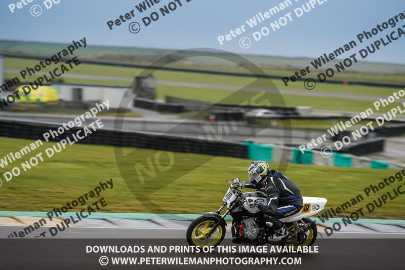 anglesey no limits trackday;anglesey photographs;anglesey trackday photographs;enduro digital images;event digital images;eventdigitalimages;no limits trackdays;peter wileman photography;racing digital images;trac mon;trackday digital images;trackday photos;ty croes